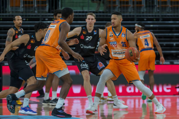 在短短的几 在短短的几