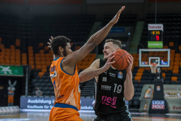 赛中能够发 赛中能够发