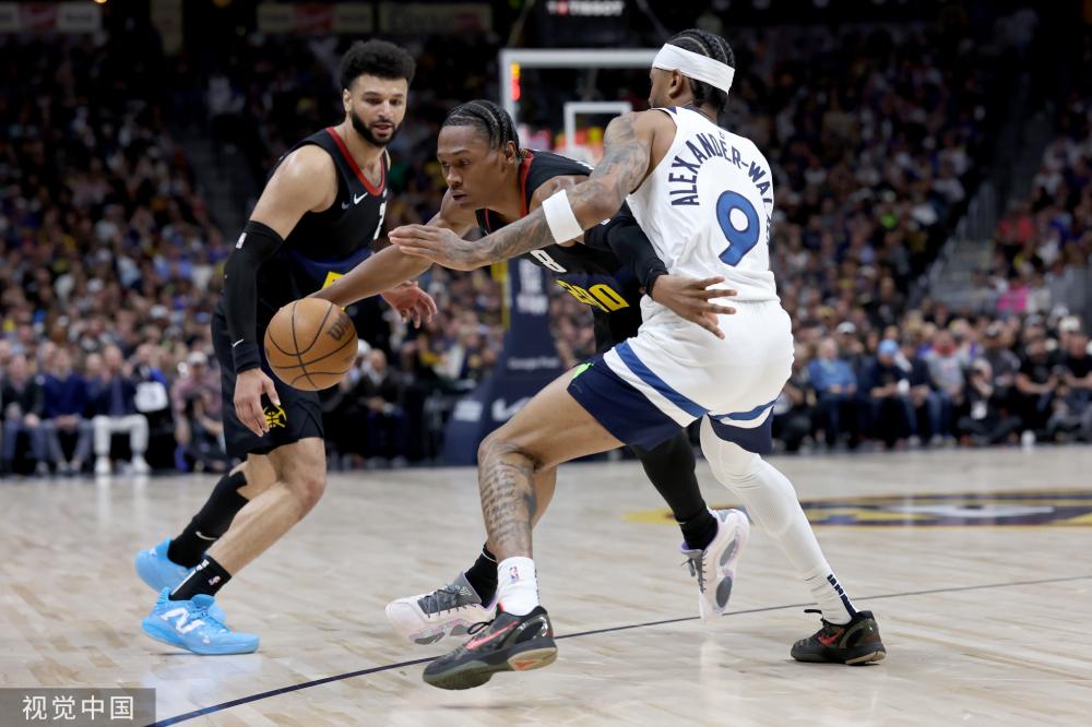 当主裁判吹 当主裁判吹