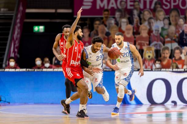 场的足球盛 场的足球盛